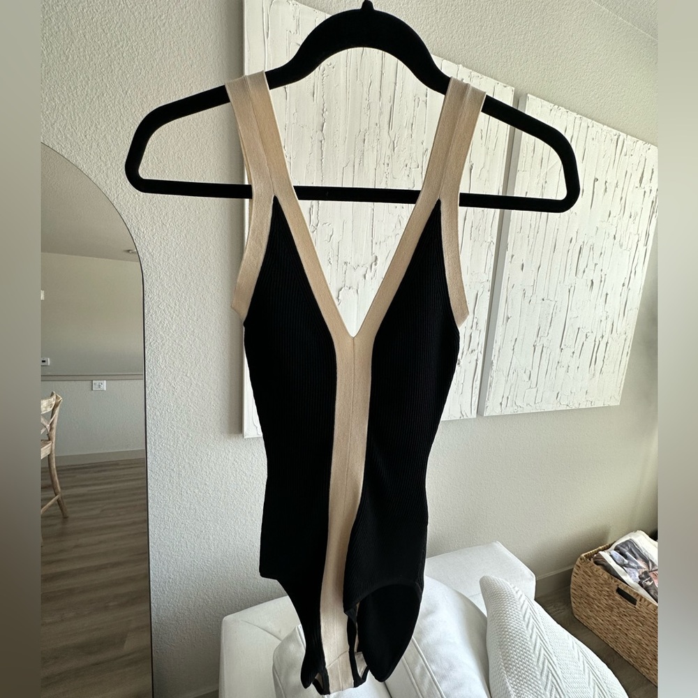 SANDRO Paris Nate Two-Toned Contrast-Trim Knitted
Bodysuit